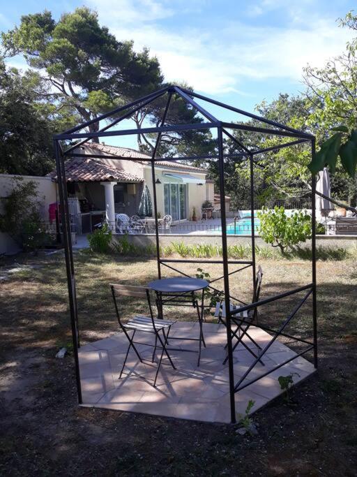 Villa Le Bosquet En Luberon. Menerbes Exterior photo